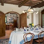 Villa Paesante 8, Emma