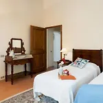 Paesante 8, Emma San Miniato